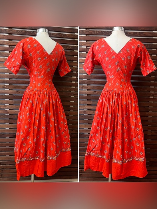 American Vintage Dresses & Skirts - Vintage 1950s 50s Red Floral Short Sleeve Midi Rockabilly VLV V-Neck Dress - S